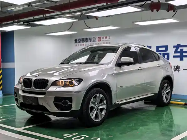 BMW X6 2011