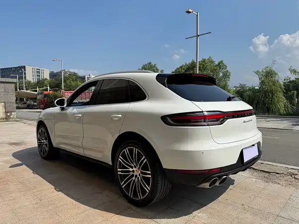 Porsche Macan 2015