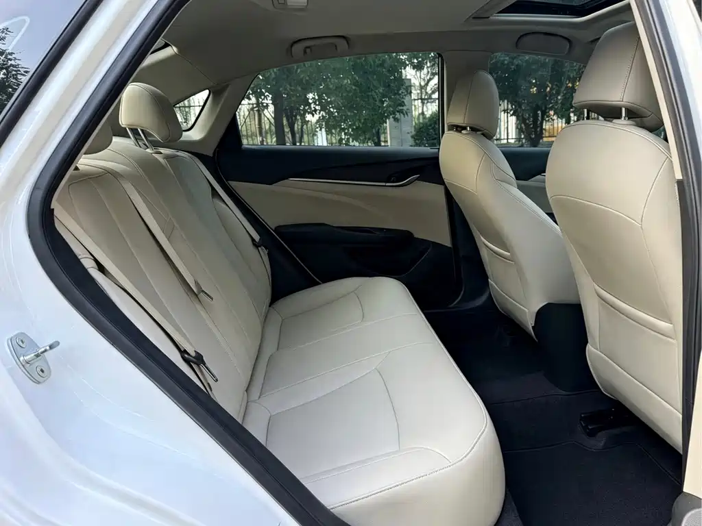 Buick Excelle GT 2020 — фото 21