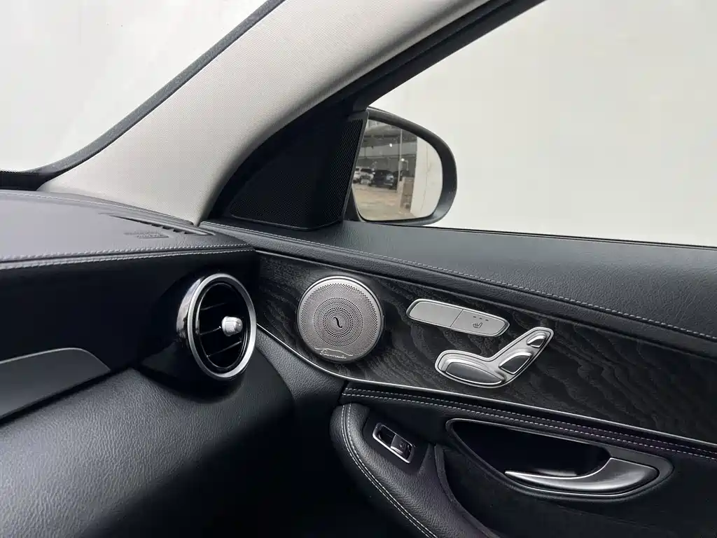 Mercedes-Benz C-Class 2018