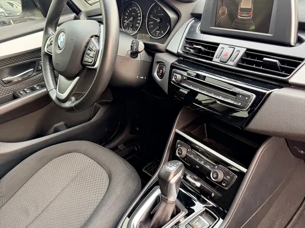 BMW 2 Series Gran Tourer 2015 — фото 9