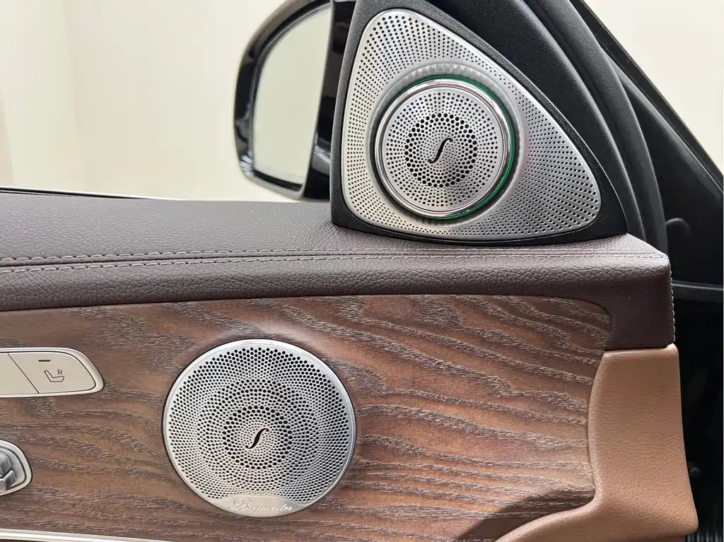 Mercedes-Benz E-Class 2021 — фото 13