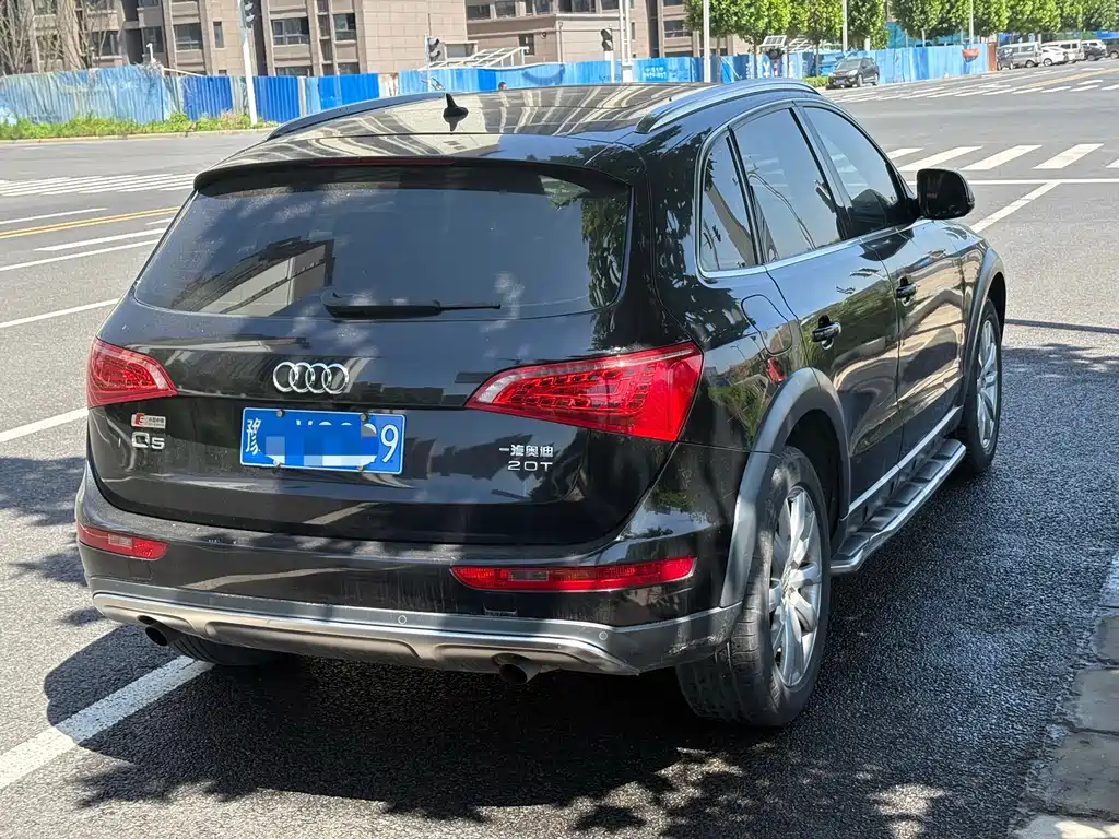 Audi Q5 2011 — фото 9