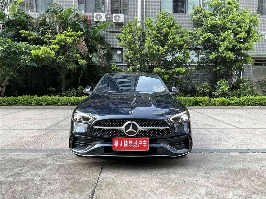 Mercedes-Benz C-Class 2023 — фото 3
