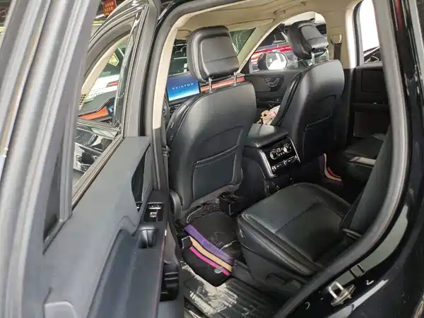 Lincoln Aviator 2021