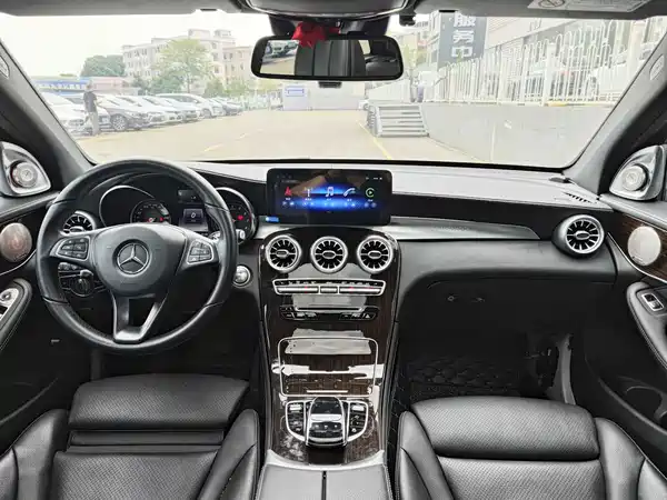 Mercedes-Benz GLC 2019