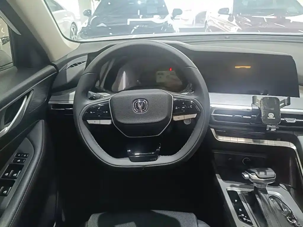 Changan CS35PLUS 2023 — фото 11
