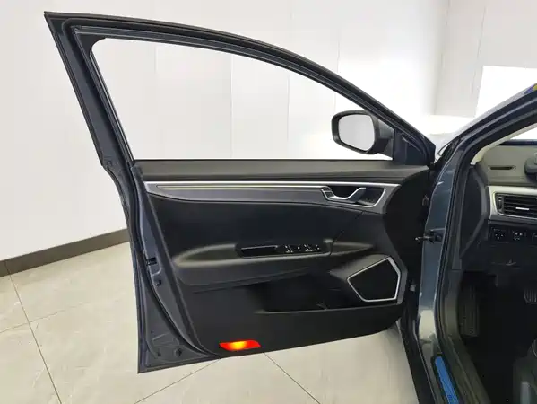 Geely Emgrand GL 2019