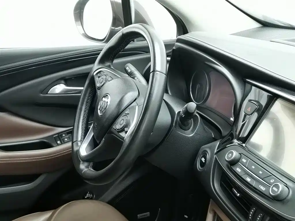 Buick Envision Plus 2018 — фото 22