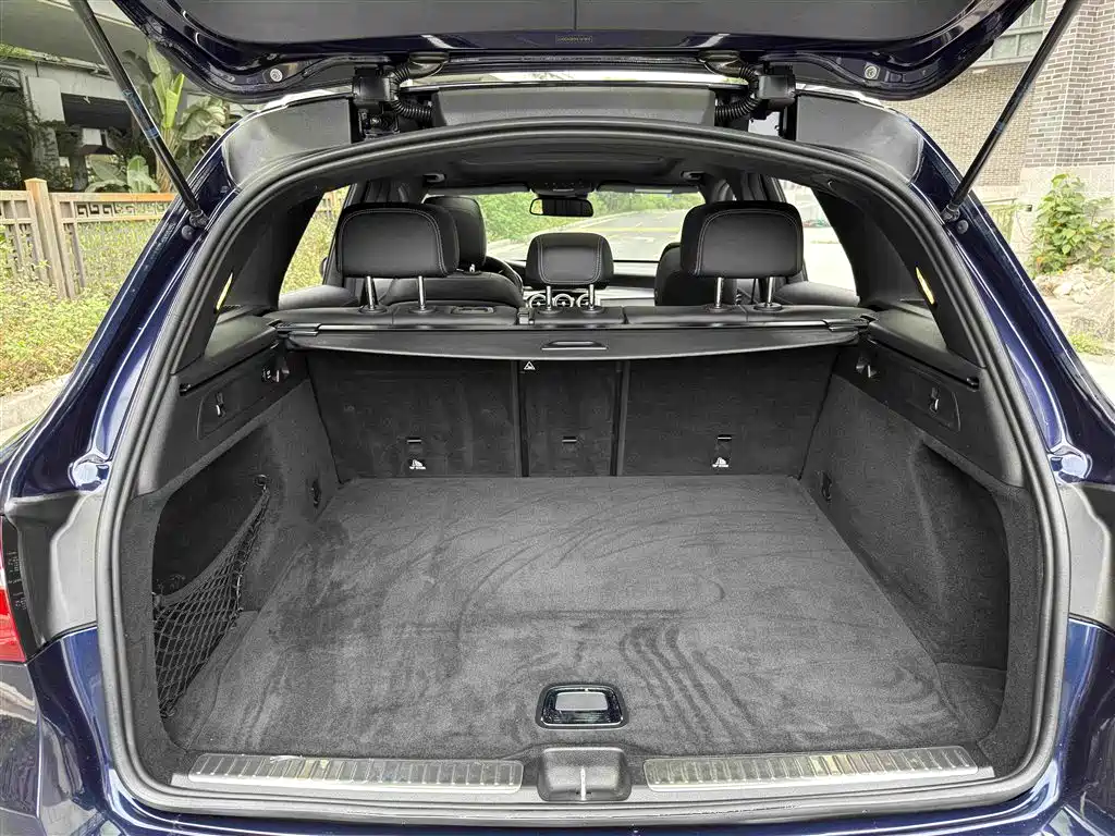 Mercedes-Benz GLC 2017 — фото 17