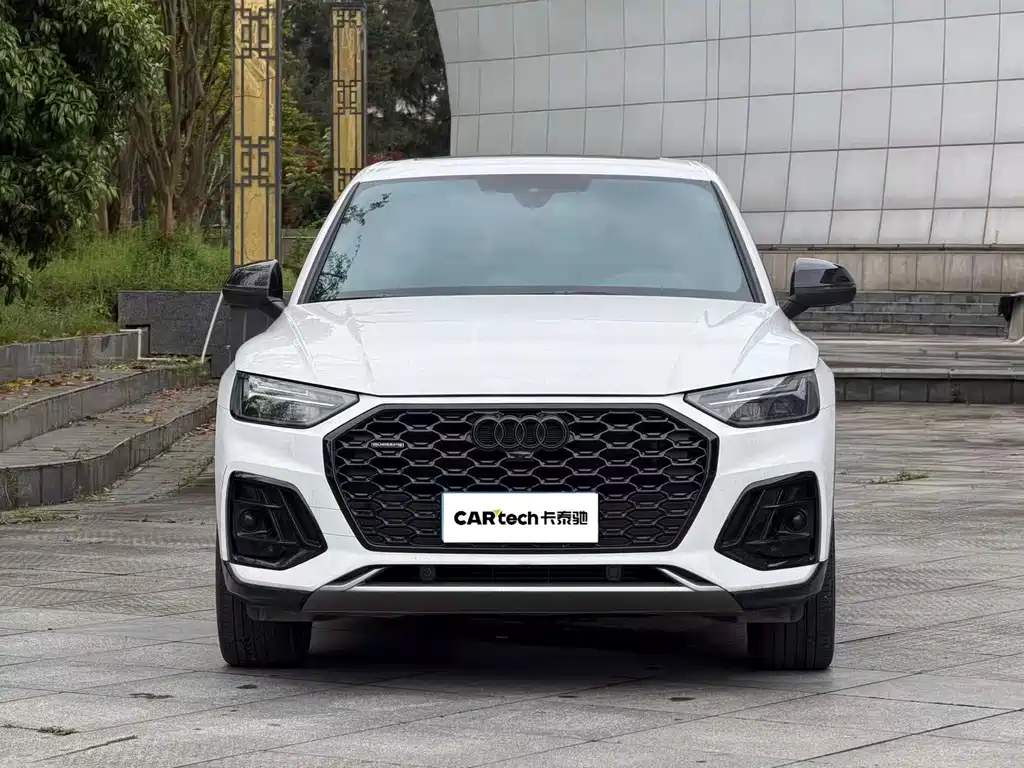 Audi Q5L Sportback 2024 — фото 2