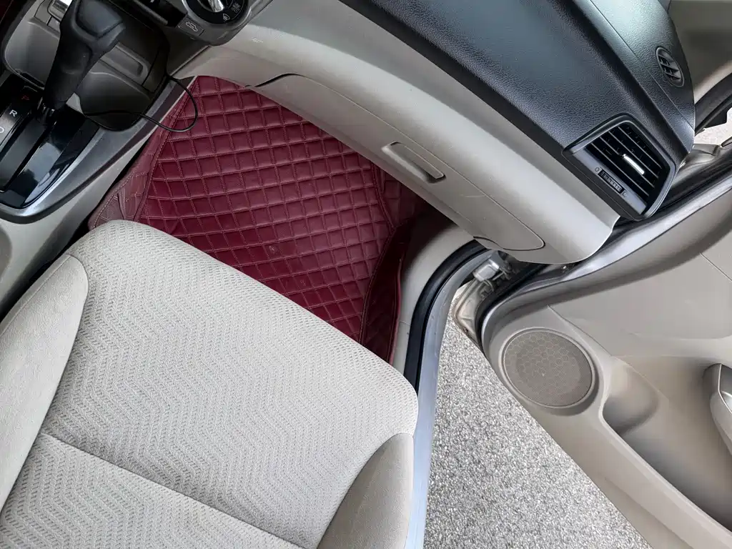 Honda City Classic 2015 — фото 25