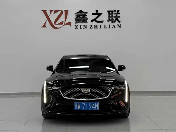 Cadillac CT4 2021