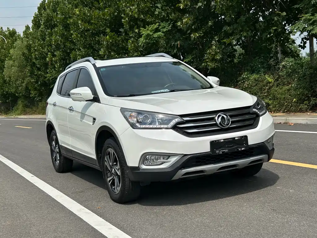 Dongfeng Fengshen AX7 2017 — фото 2