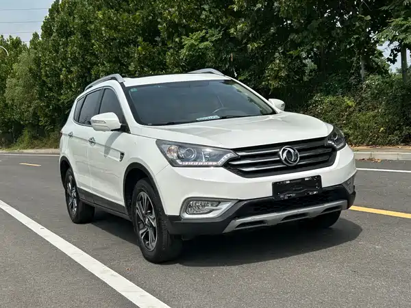 Dongfeng Fengshen AX7 2017