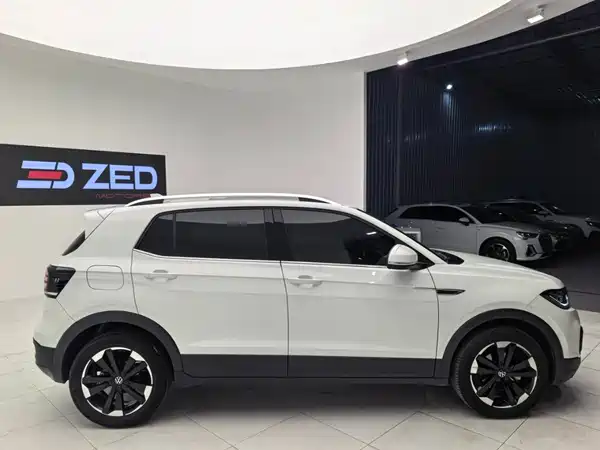 Volkswagen Tacqua 2022