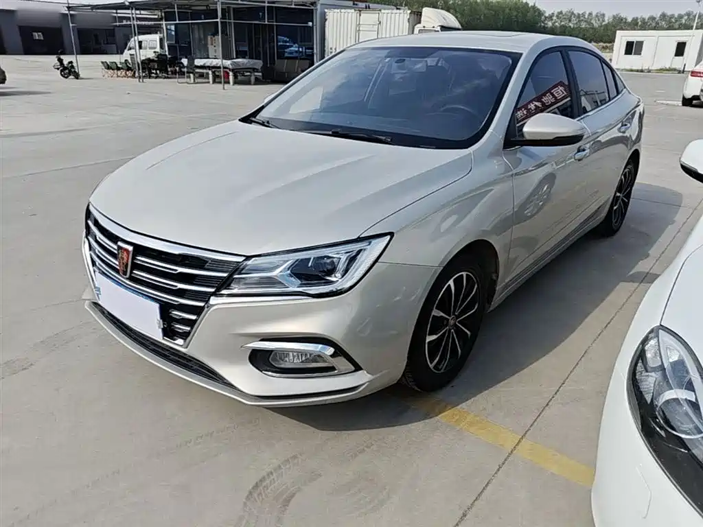 Roewe i5 2020 — фото 1