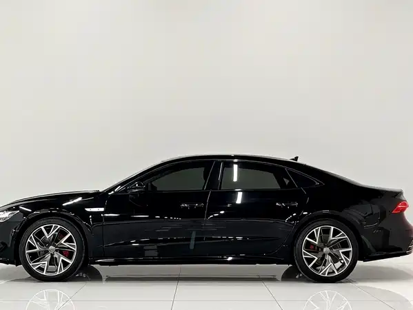 Audi A7L 2024