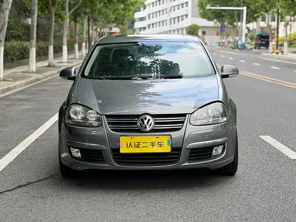 Volkswagen Sagitar 2011