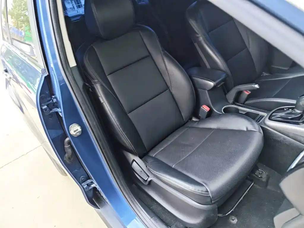 Kia KX3 2015 — фото 25