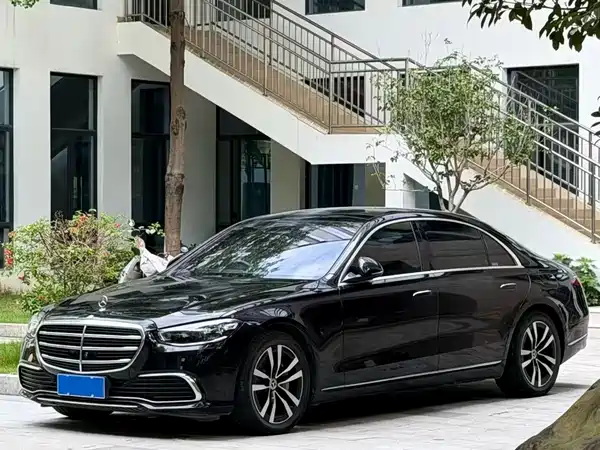 Mercedes-Benz S-Class 2023