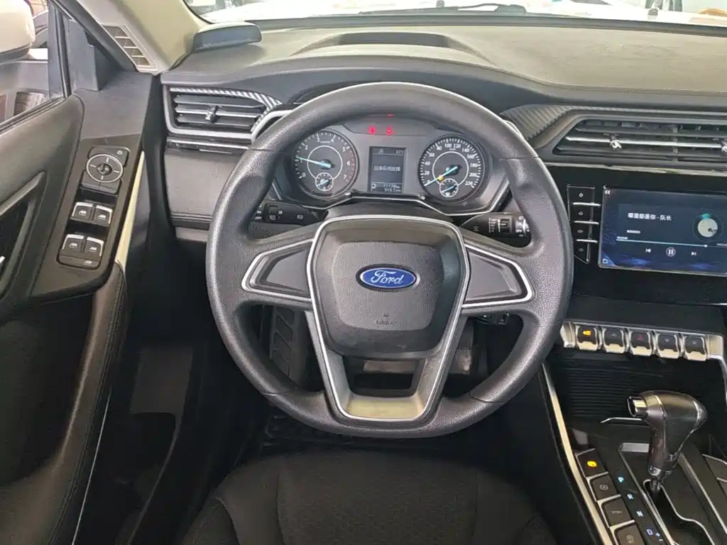 Ford Territory 2019 — фото 11