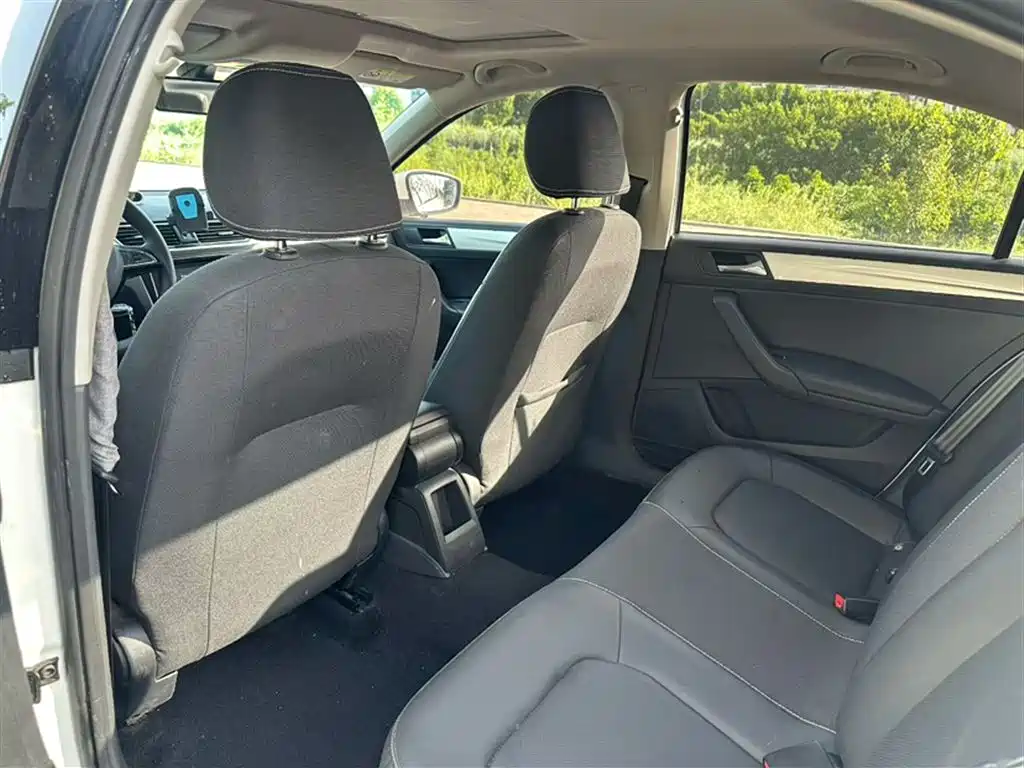 Skoda Rapid 2020 — фото 15