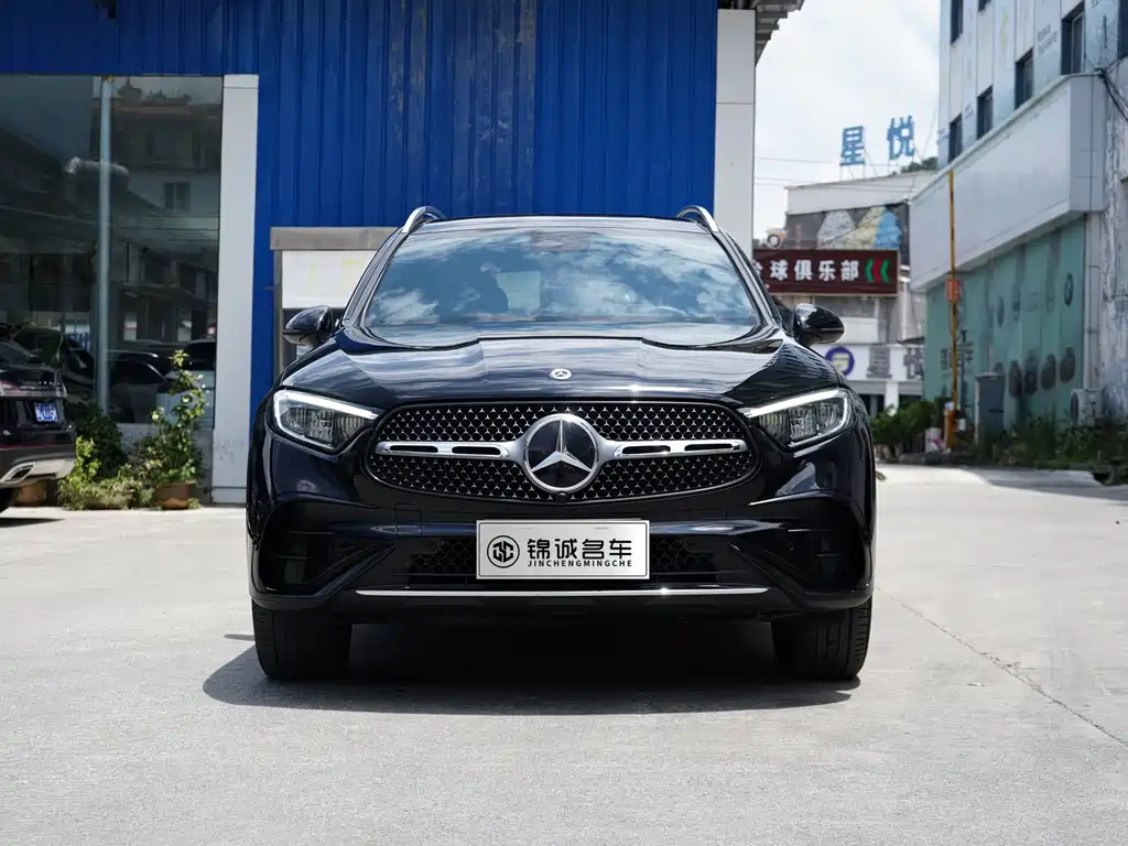 Mercedes-Benz GLC 2023