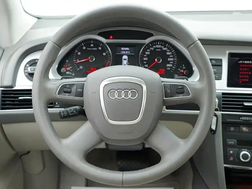Audi A6L 2010 — фото 29