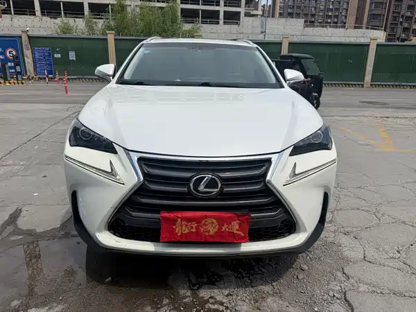 Lexus NX 2015