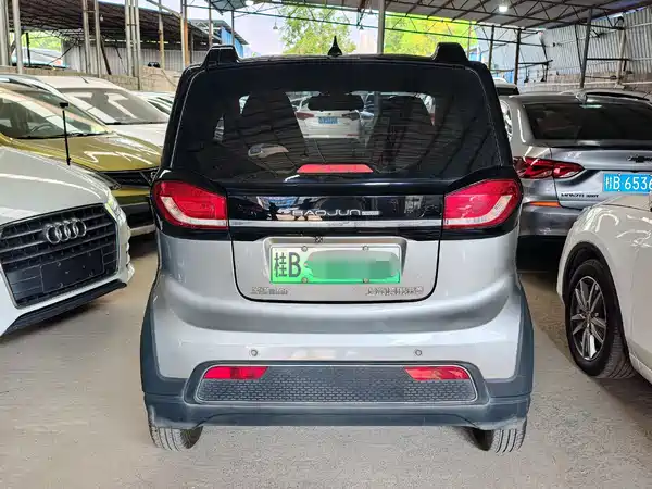 Baojun E100 2020