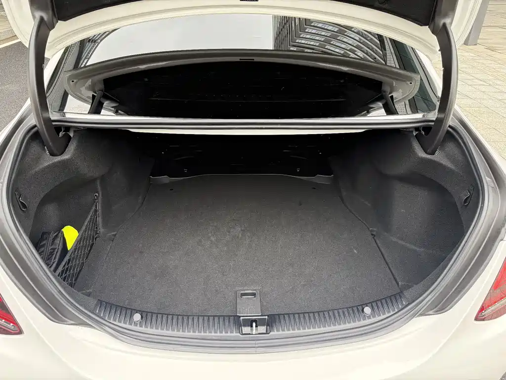 Mercedes-Benz C-Class 2021 — фото 21