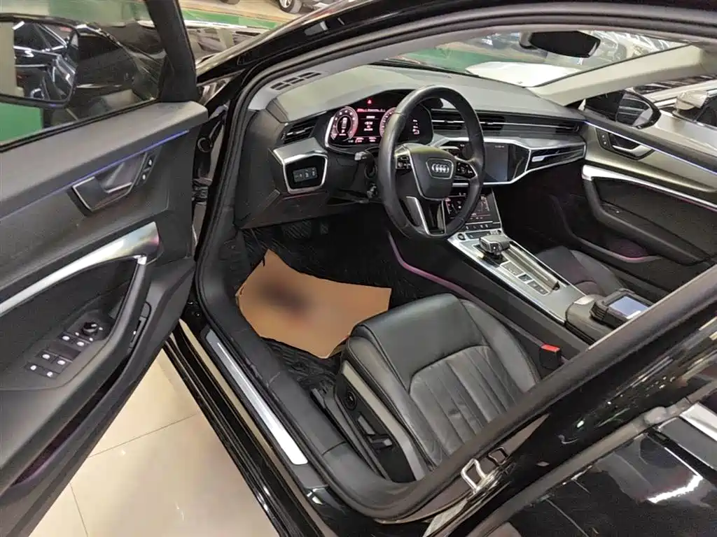 Audi A6L 2021 — фото 16
