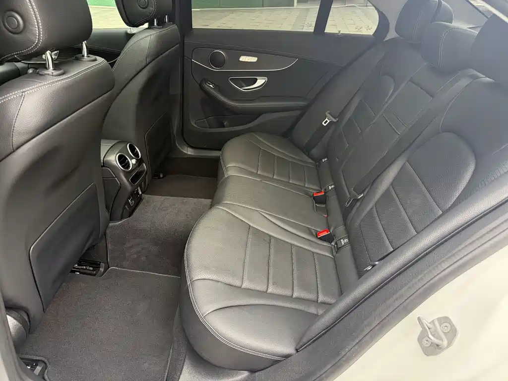 Mercedes-Benz C-Class 2021 — фото 17