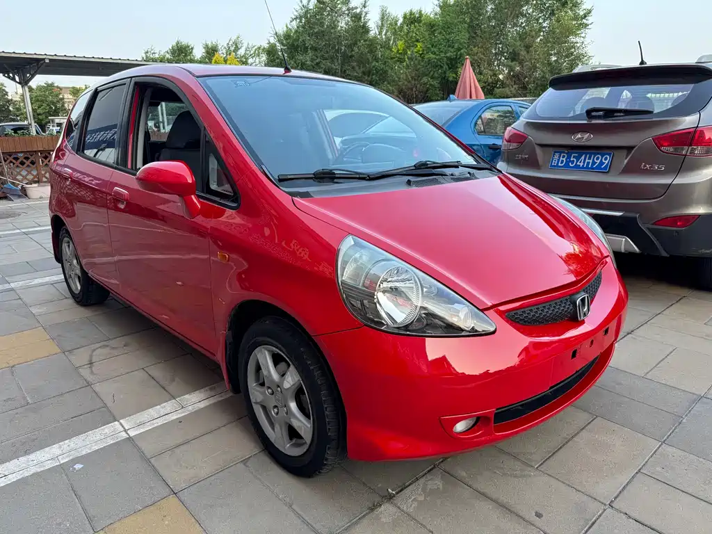 Honda Fit 2006 — фото 2