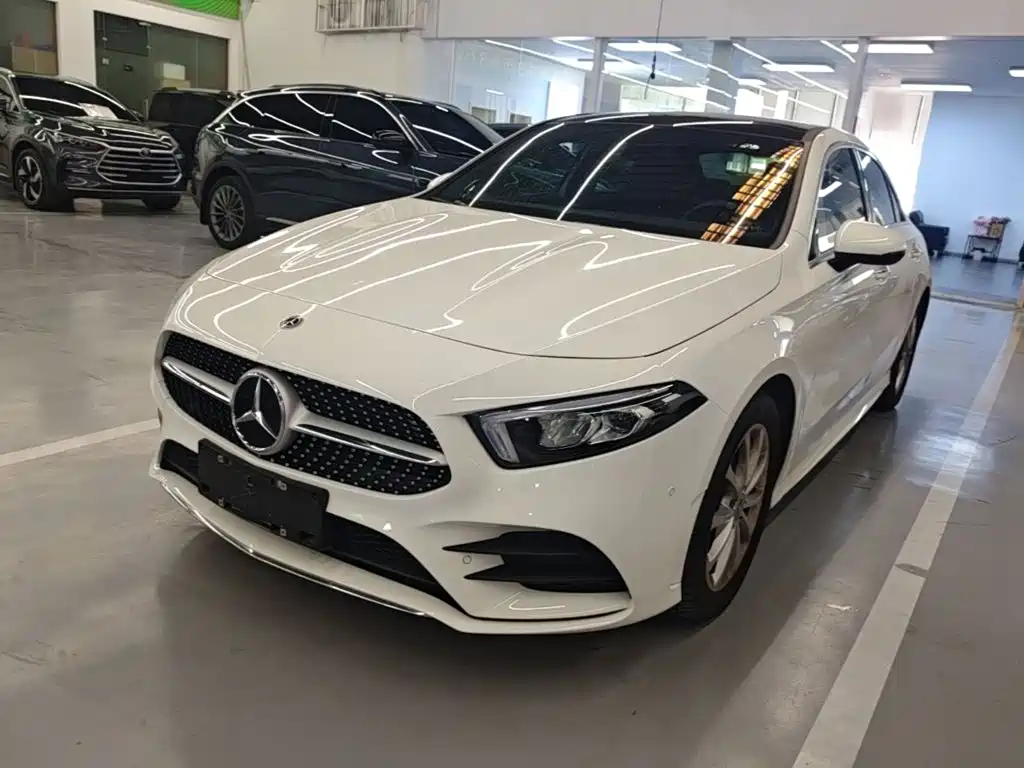 Mercedes-Benz A-Class 2021 — фото 1