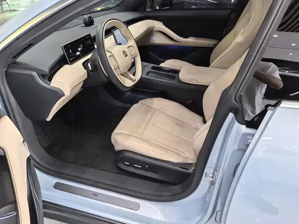 NIO ET5 2024