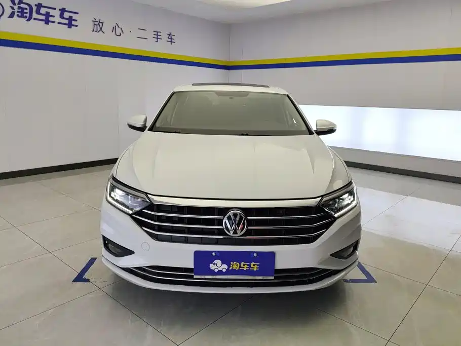 Volkswagen Sagitar 2021
