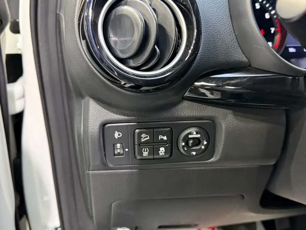 Kia KX1 2022 — фото 8