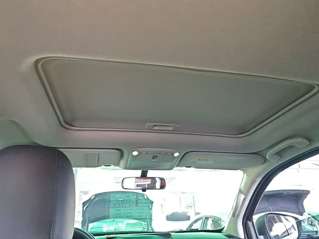 Nissan Terra 2018 — фото 18