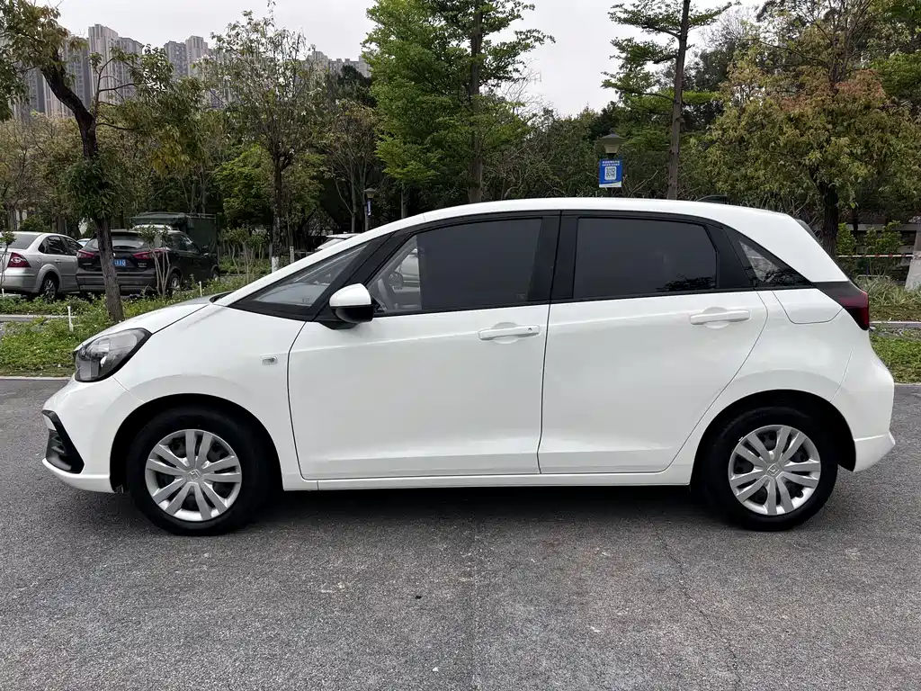 Honda Fit 2023 — фото 16