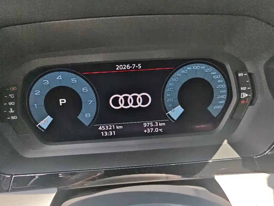 Audi A3 2022 — фото 9