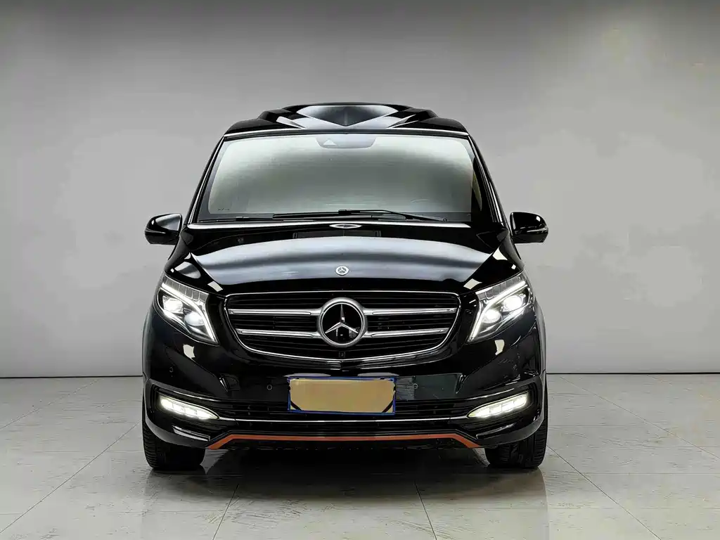 Mercedes-Benz V-Class 2020 — фото 2