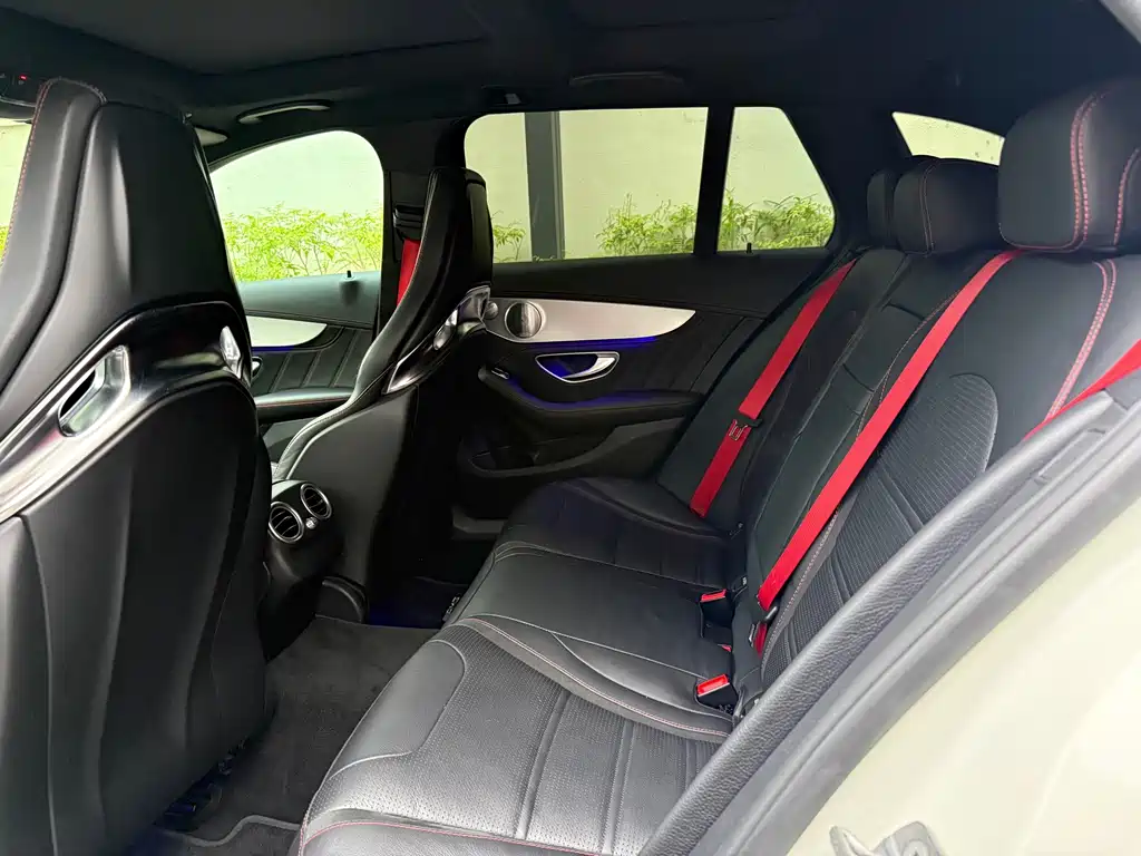Mercedes-Benz C-Class AMG 2020 — фото 17