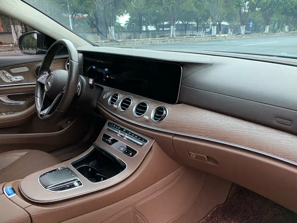 Mercedes-Benz E-Class New Energy 2022 — фото 28