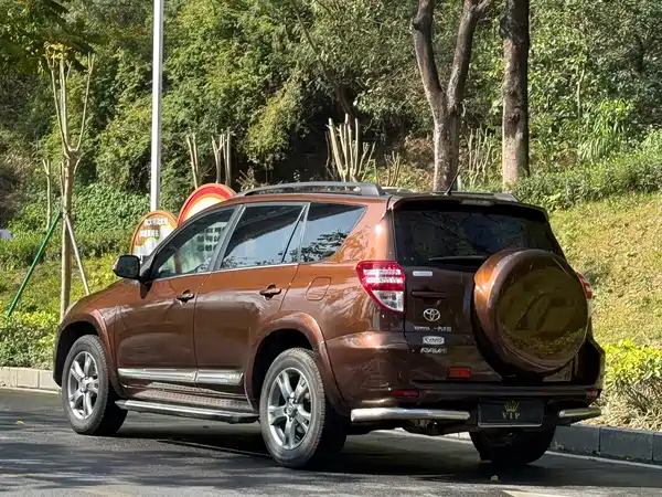 Toyota RAV4 2013