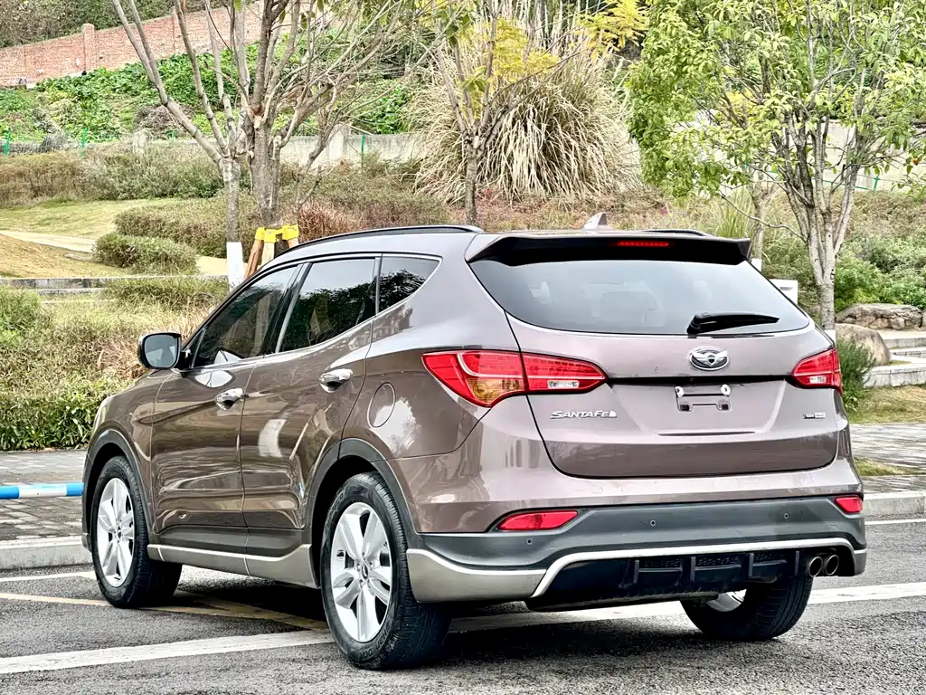 Hyundai Santa Fe 2014 — фото 6