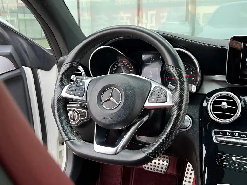 Mercedes-Benz C-Class 2017 — фото 14