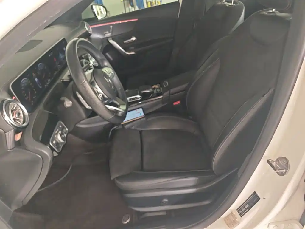 Mercedes-Benz A-Class 2020 — фото 15