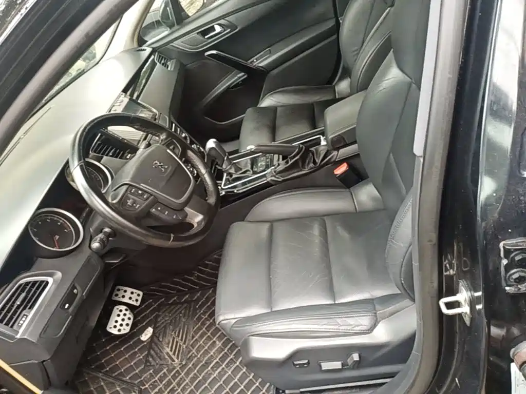 Peugeot 508 2014 — фото 15